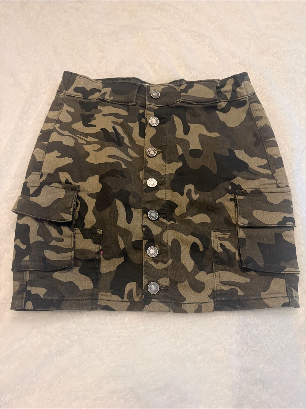 KanCan Olive & Black Camo Button-Front Cargo Mini Skirt sz Small